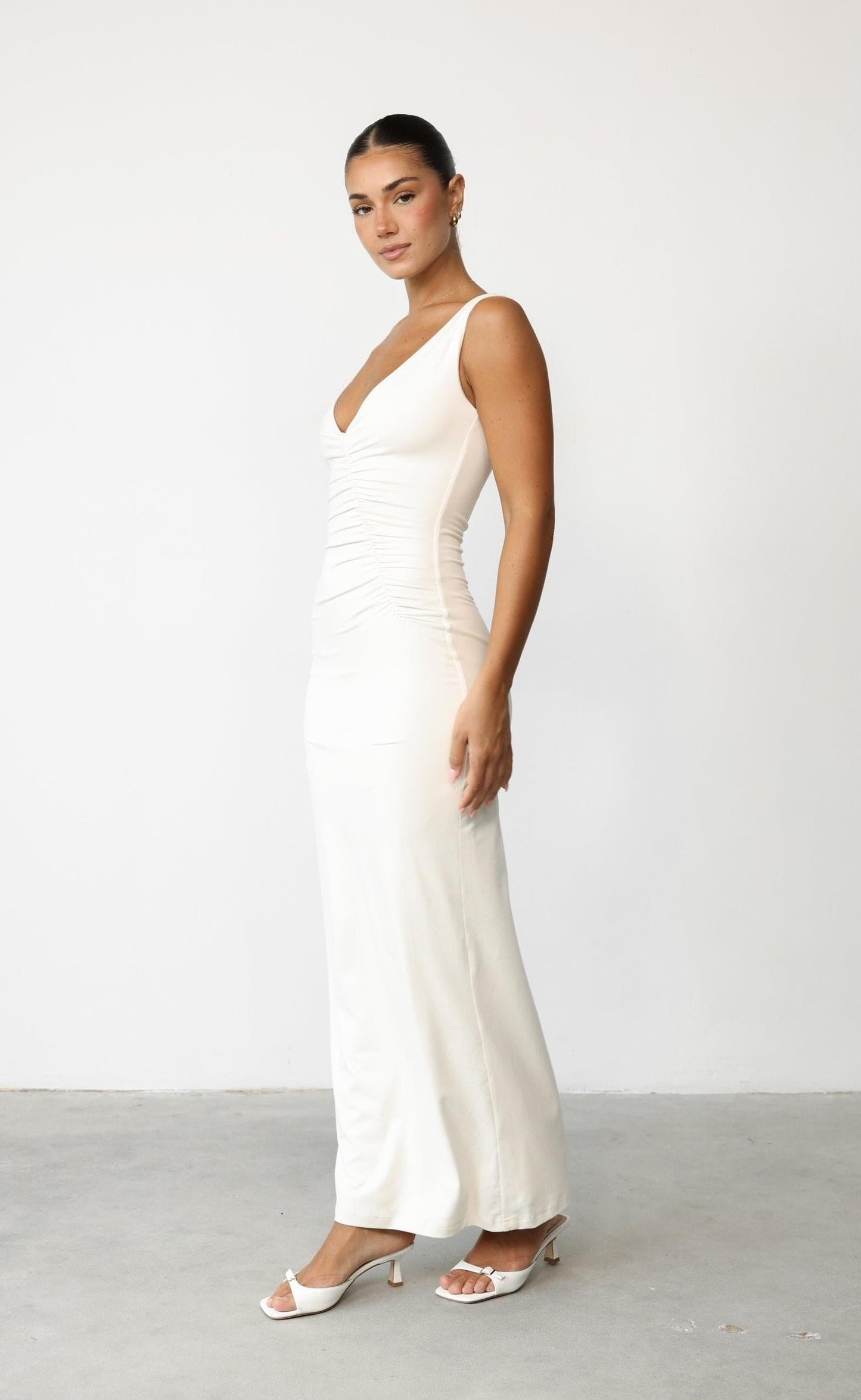 Viola Maxi Dress (Oat)