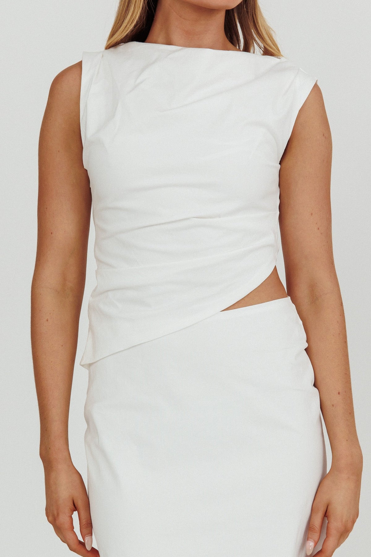 Lorely Boat Neck Cut Out Midi Dress White