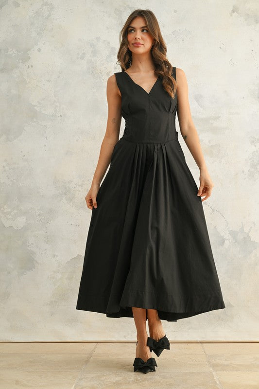 Classic Charm Bow Detail Woven Dress